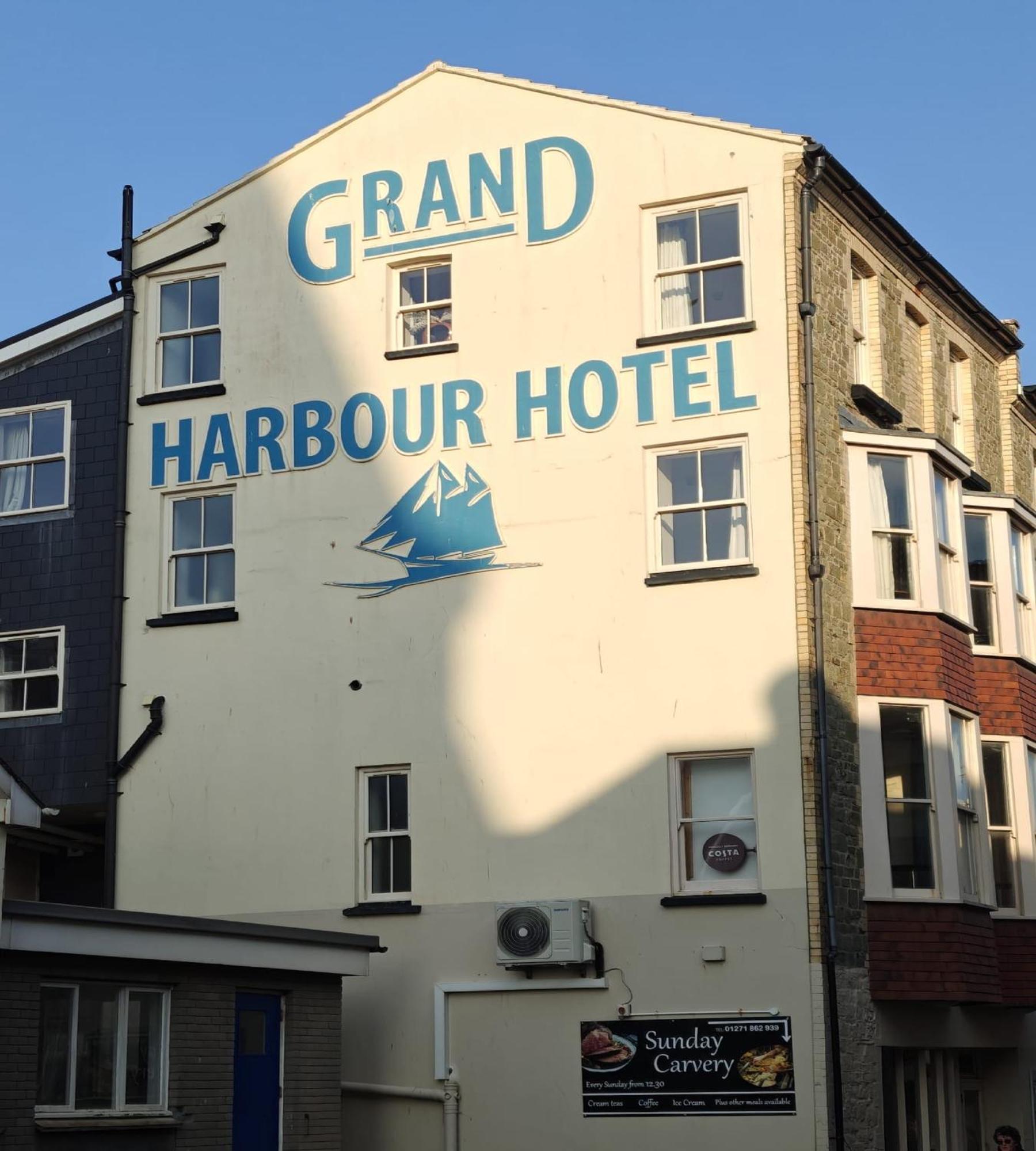 Hotel The Grand Harbour